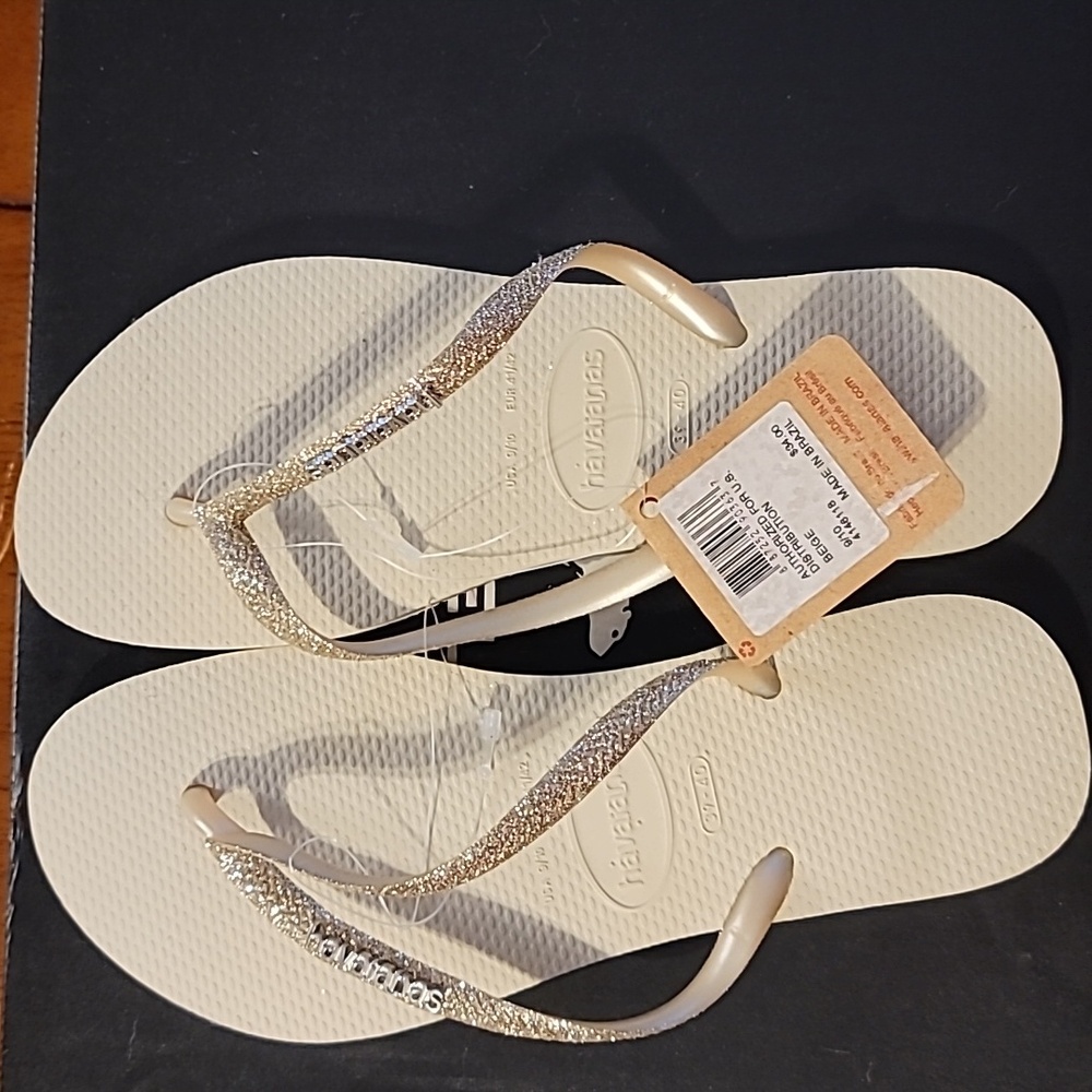 Havaianas Flip Flops, size 9/10